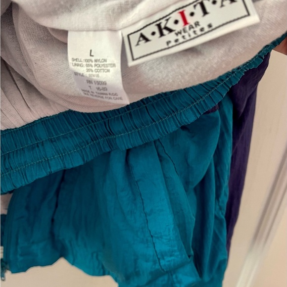 Vintage AKITA Ladies Track Suit Size Large - Picture 3 of 6